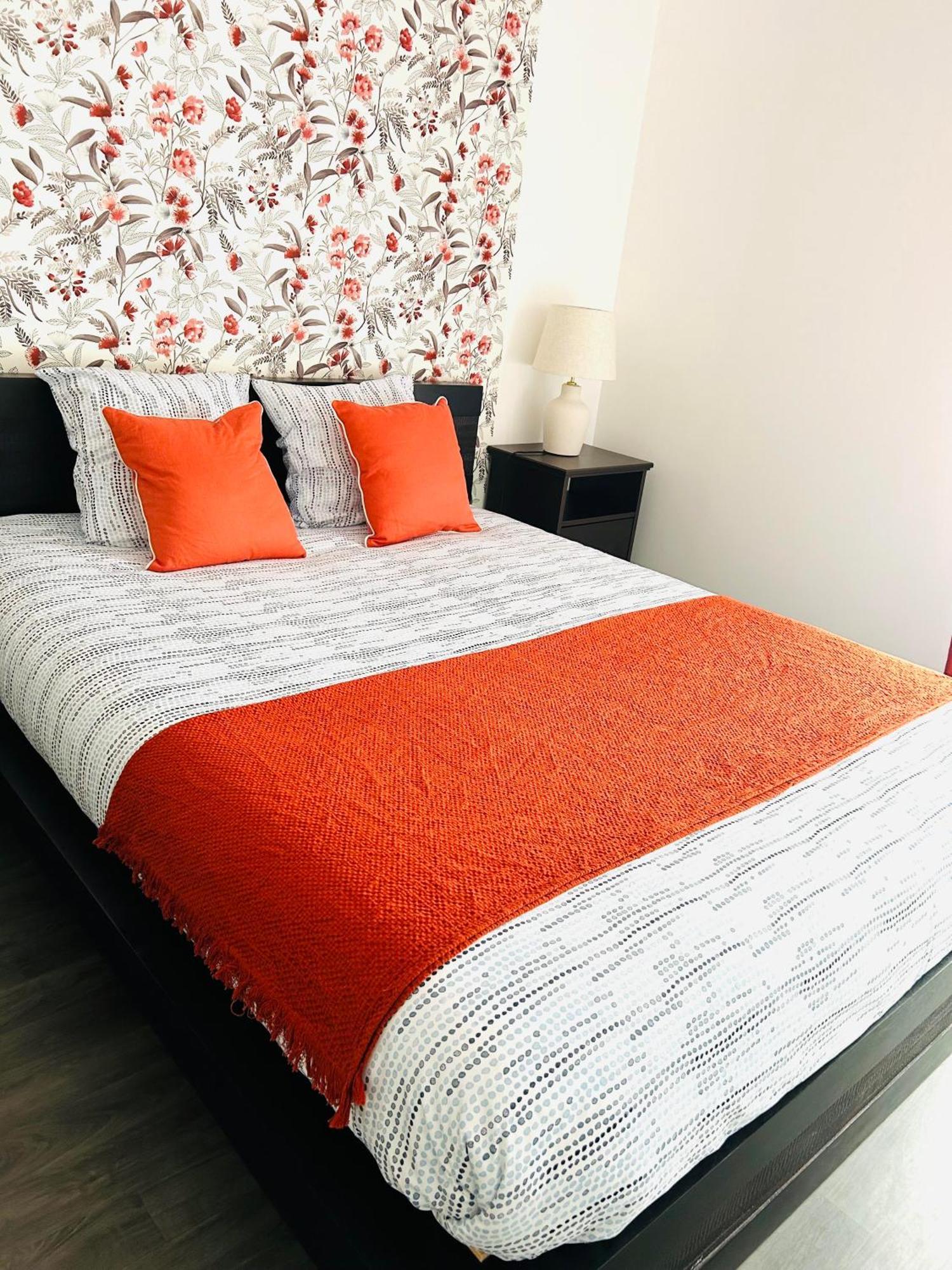 Apartment Le Cartier Appt F3, 7mn Disneyland, Parking,terrace Serris